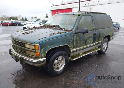 1992 Chevrolet Blazer K1500 из США, поврежденный, VIN 1GNEK18K5NJ350213
